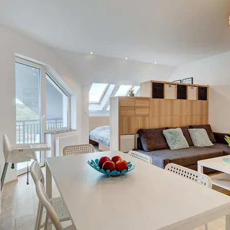 Διαμέρισμα Apartament Ksandra Mare - Aprent